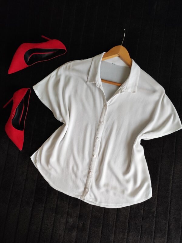 Bijela ljetna košulja/bluza od viskoze, vel S/M